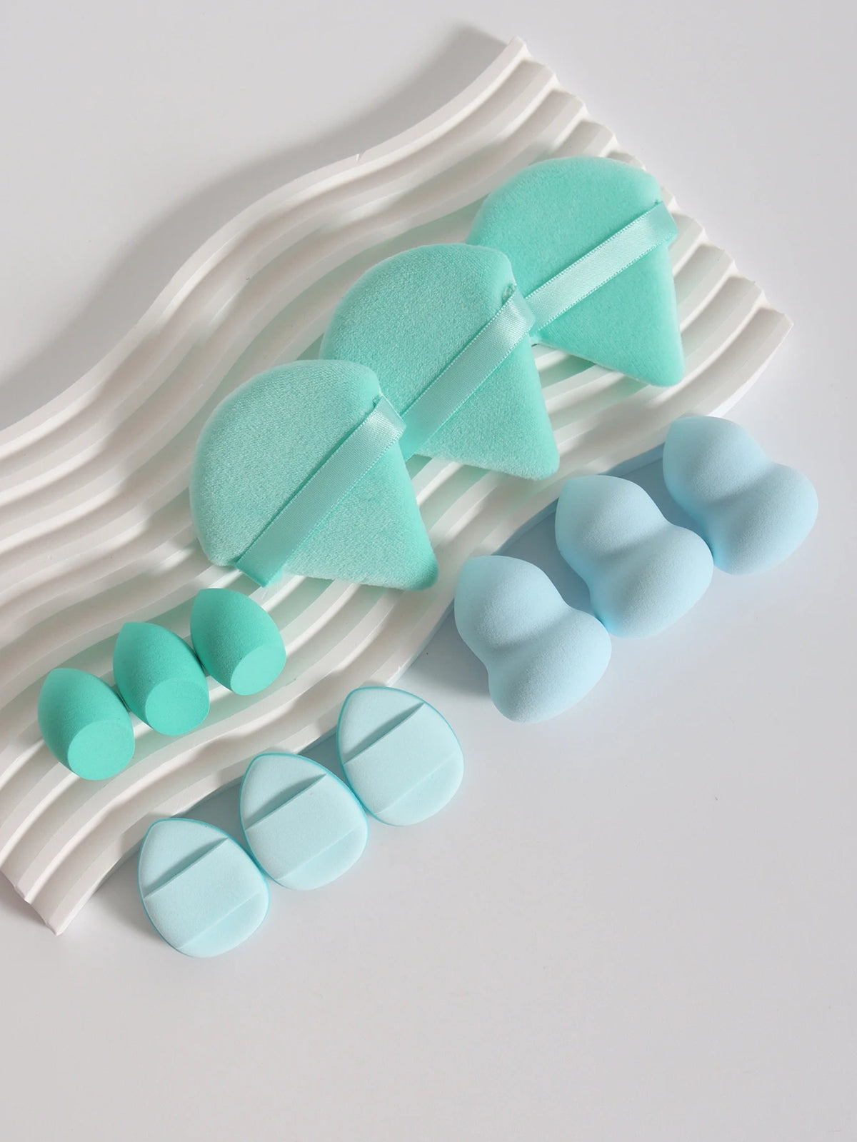 Set de 12 Éponges & Houppettes Maquillage Teint Parfait - PrimeFinds