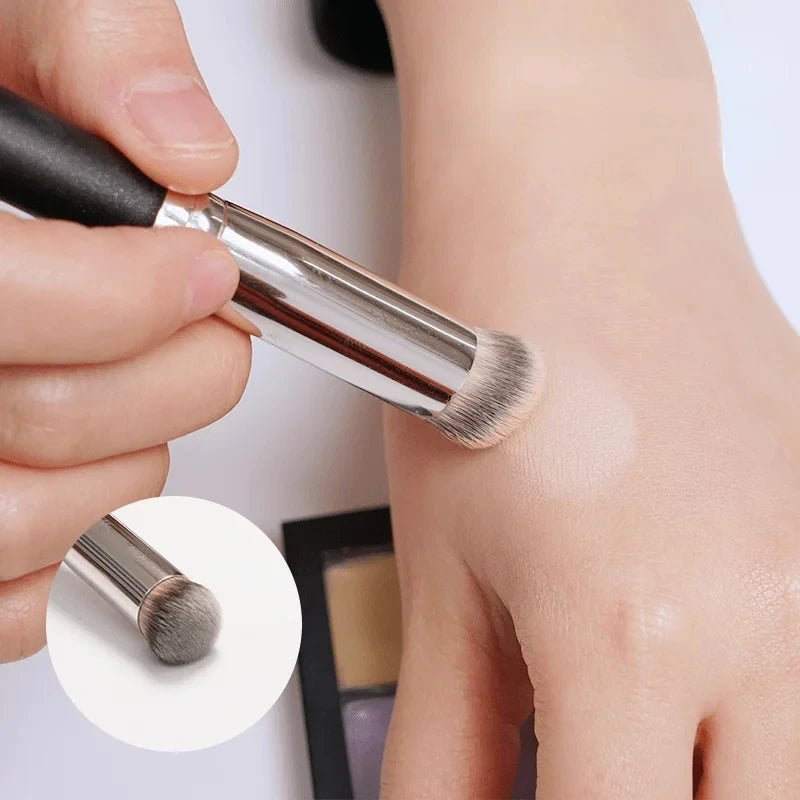 Pinceau Teint & Anti-Cernes Précision — Application Zéro Trace - PrimeFinds